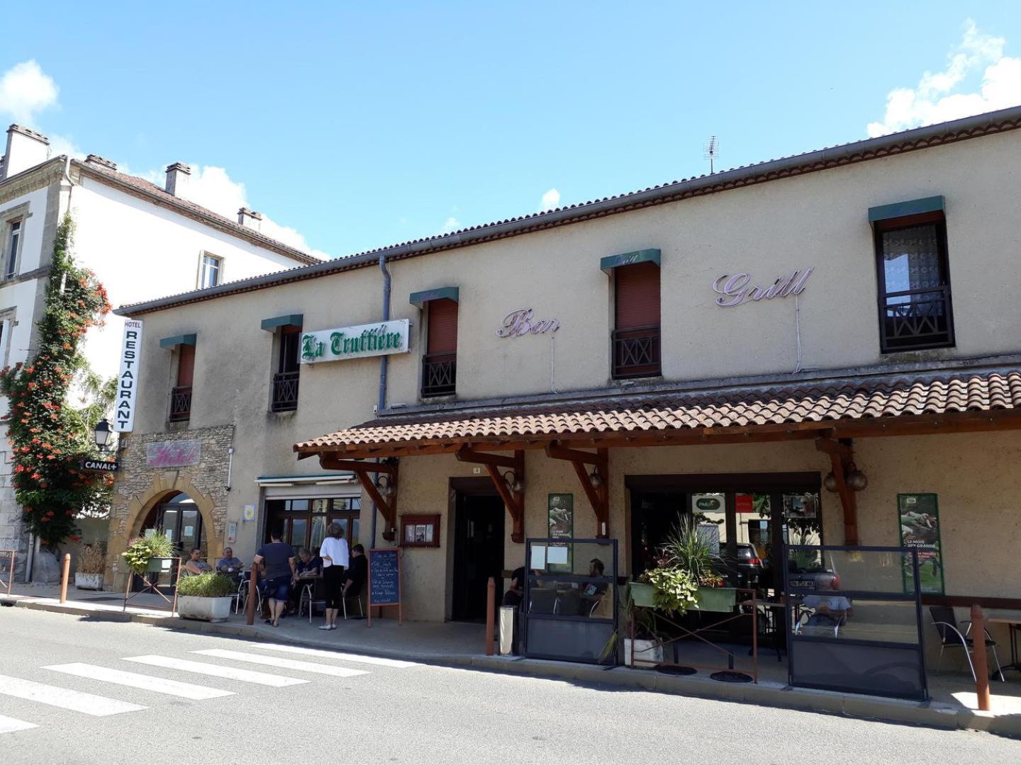 La Truffiere Hotel Puy-lʼÉvêque Екстериор снимка